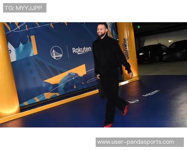 麦迪称库里无需依赖其他品牌自身就是篮球鞋的代名词